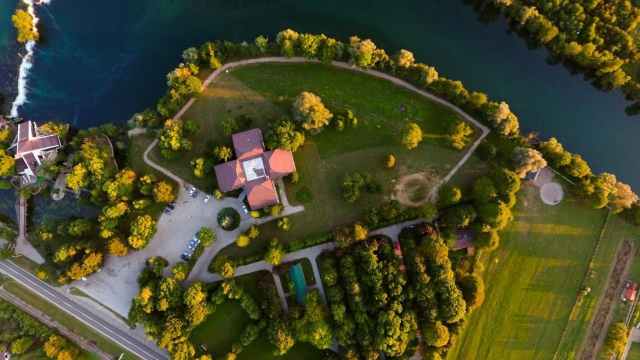 Hotel Ada Bihać Exterior foto